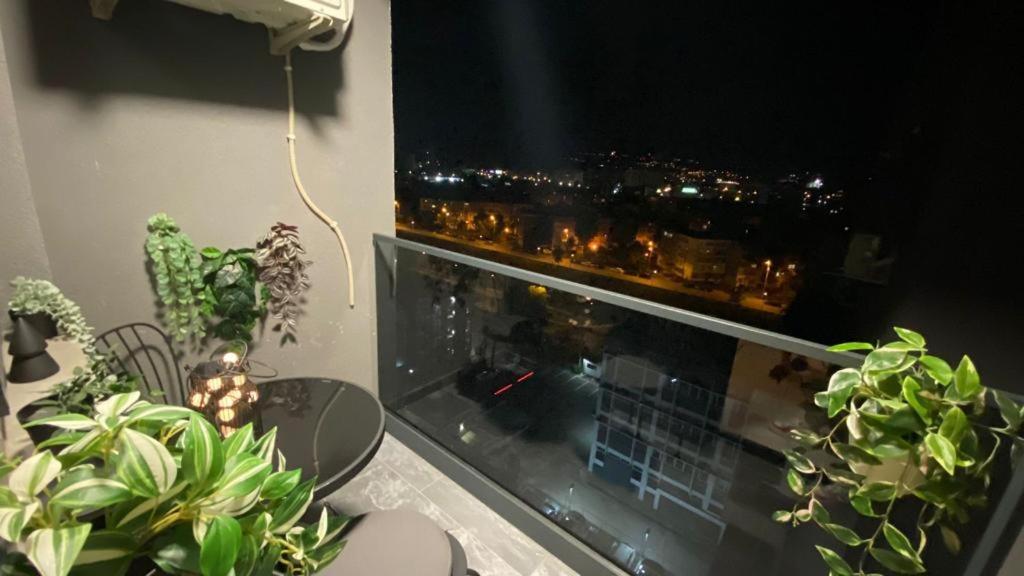 Q Luxury Apartment - Palas Center Iasi Ngoại thất bức ảnh