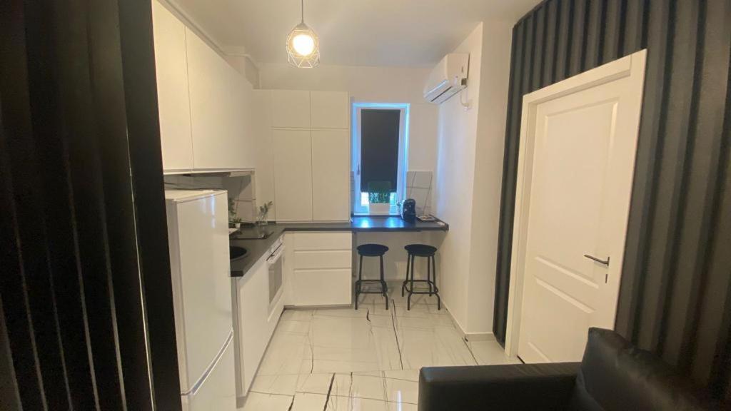 Q Luxury Apartment - Palas Center Iasi Ngoại thất bức ảnh